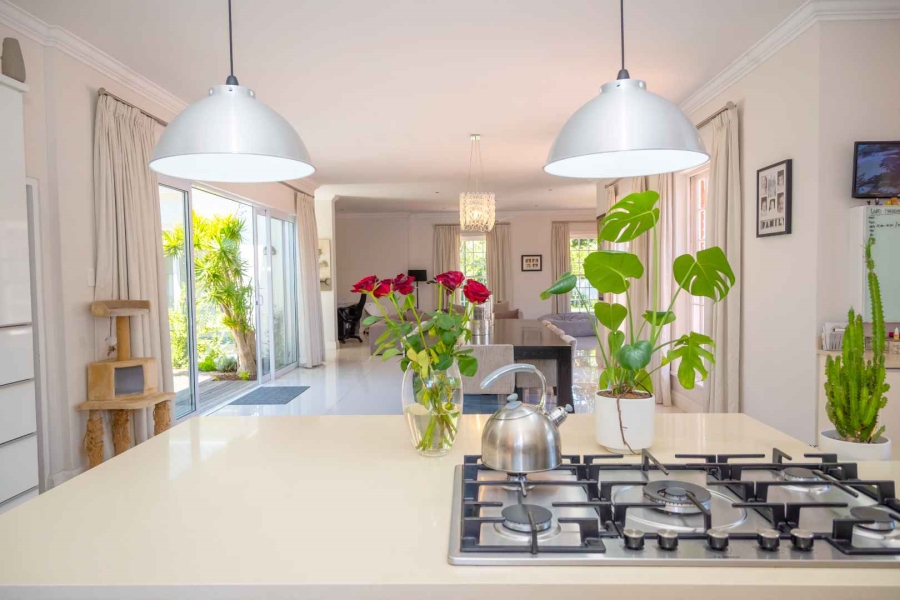 5 Bedroom Property for Sale in Walmer Eastern Cape